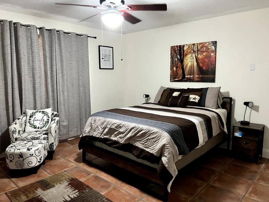 Adorable 2-bedroom House With Free Parking Casa de hóspedes Miami